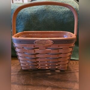 Longaberger Dresden Tour 2001 Basket With Plastic Liner. Signed.